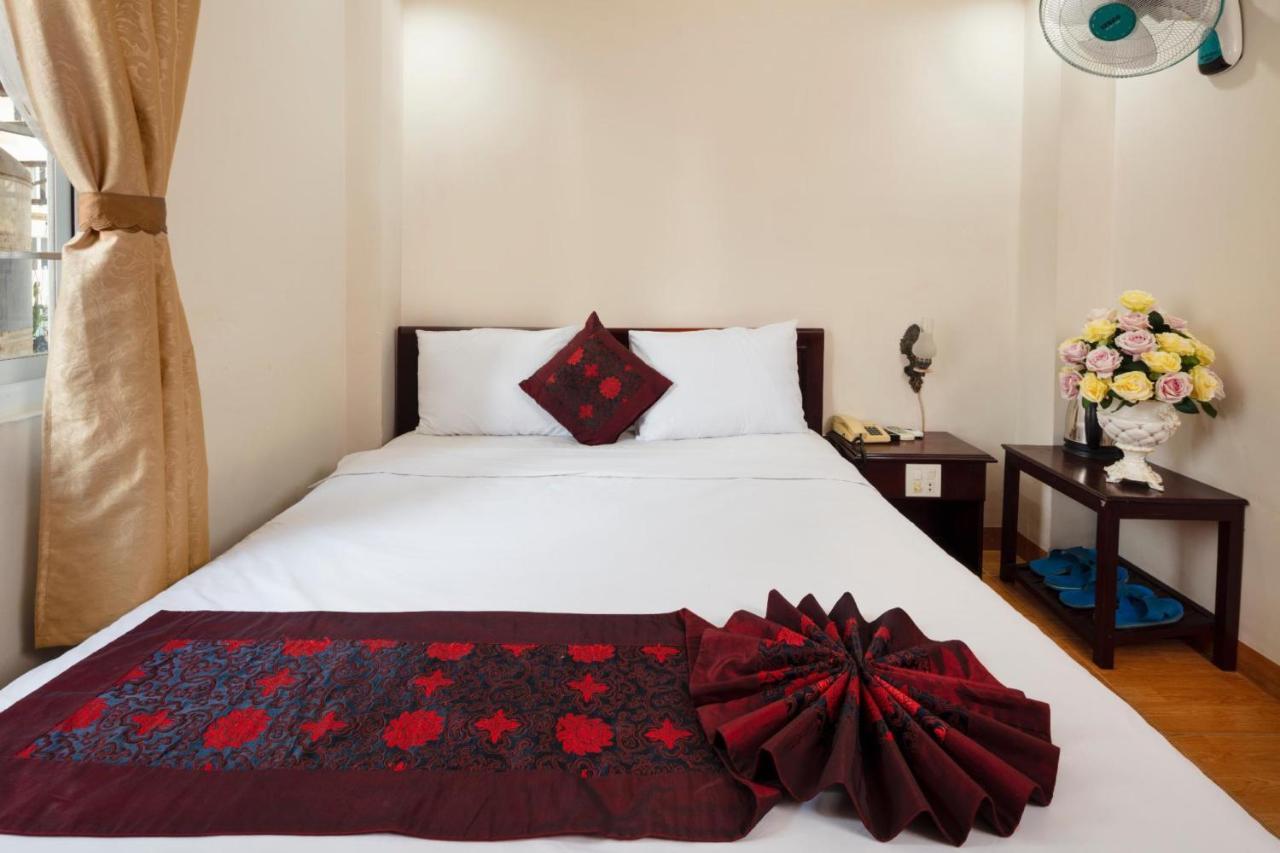 Carina Hotel Nha Trang Buitenkant foto
