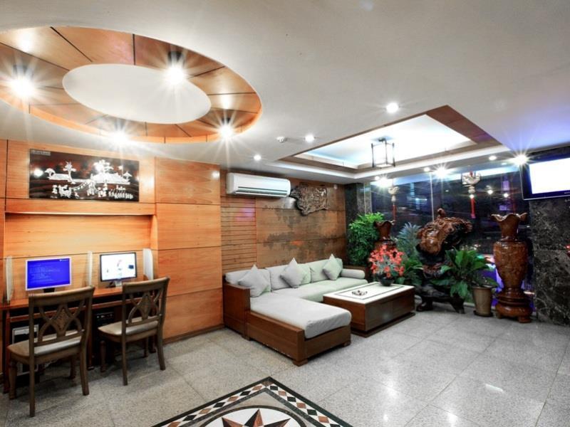 Carina Hotel Nha Trang Buitenkant foto