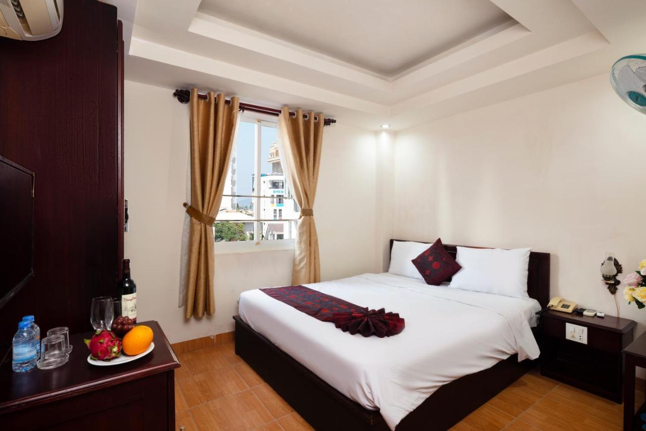 Carina Hotel Nha Trang Buitenkant foto