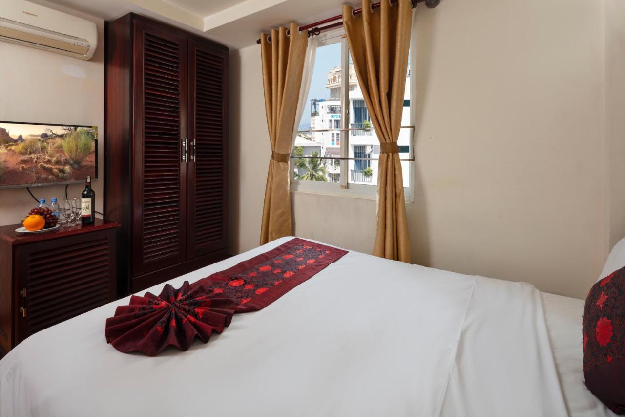 Carina Hotel Nha Trang Buitenkant foto